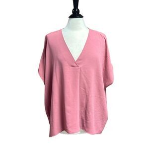 Entro Women’s Oversized Short Sleeve V-Neck Blouse Sz Medium NEW